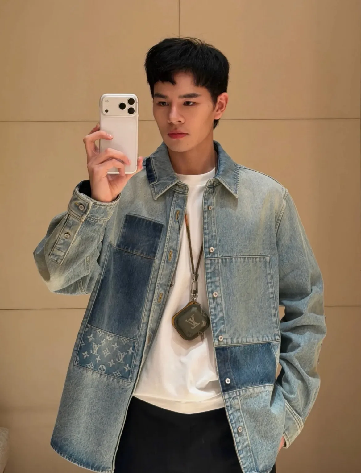Louis Vuitton/Louis Vuitton presbyopic patchwork denim jacket